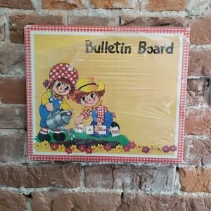 Vintage Raggedy Ann & Andy Bulletin Board